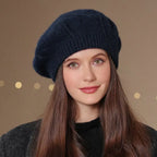 Beretă damă elegantă franțuzească model Adele bleumarin.