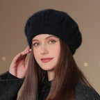 Beretă damă elegantă franțuzească Juliette bleumarin.