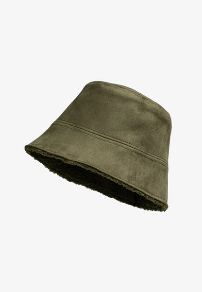 Căciulă Bucket Hat de iarnă cu polar pe interior, verde închis.