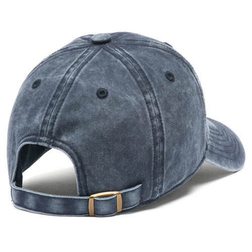 Șapcă bărbătească din 100% bumbac dens, cu aspect washed, bleumarin, cataramă metalică solidă.